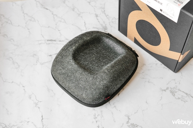 Trên tay Poly Voyager Surround 80 UC: HP làm tai nghe chống ồn thì sẽ như thế nào?- Ảnh 3. Trên tay Poly Voyager Surround 80 UC: HP làm tai nghe chống ồn thì sẽ như thế nào?- Ảnh 3.