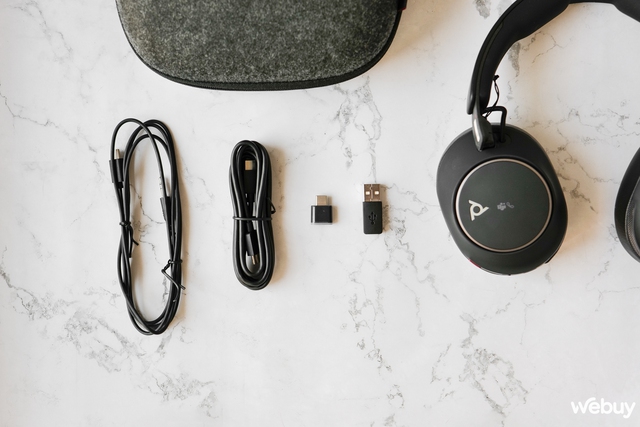 Trên tay Poly Voyager Surround 80 UC: HP làm tai nghe chống ồn thì sẽ như thế nào?- Ảnh 4. Trên tay Poly Voyager Surround 80 UC: HP làm tai nghe chống ồn thì sẽ như thế nào?- Ảnh 4.