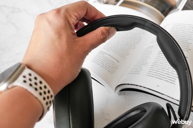 Trên tay Poly Voyager Surround 80 UC: HP làm tai nghe chống ồn thì sẽ như thế nào?- Ảnh 8. Trên tay Poly Voyager Surround 80 UC: HP làm tai nghe chống ồn thì sẽ như thế nào?- Ảnh 8.