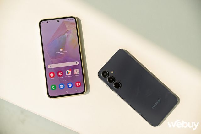 Cận cảnh Galaxy A35 5G và Galaxy A55 5G: Lựa chọn “an toàn” cho người dùng trẻ, giá từ 8.29 triệu đồng- Ảnh 16. Cận cảnh Galaxy A35 5G và Galaxy A55 5G: Lựa chọn “an toàn” cho người dùng trẻ, giá từ 8.29 triệu đồng- Ảnh 16.