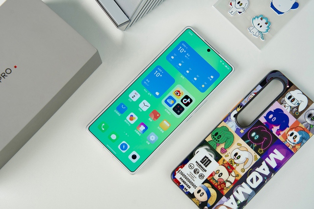 Chiếc máy này trông giống điện thoại Sony hơn cả điện thoại Sony- Ảnh 8. Chiếc máy này trông giống điện thoại Sony hơn cả điện thoại Sony- Ảnh 8.