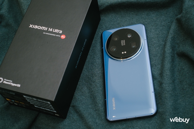 Đây là Xiaomi 14 Ultra: Camera Leica cực ngon, Snapdragon 8 Gen 3, đối thủ "nặng ký" của Galaxy S24 Ultra nhưng lại không bán chính hãng- Ảnh 1. Đây là Xiaomi 14 Ultra: Camera Leica cực ngon, Snapdragon 8 Gen 3, đối thủ "nặng ký" của Galaxy S24 Ultra nhưng lại không bán chính hãng- Ảnh 1.