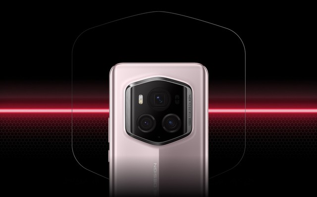 Ra mắt điện thoại Porsche, giá đắt hơn cả iPhone 15 Pro Max và Galaxy S24 Ultra- Ảnh 2. Ra mắt điện thoại Porsche, giá đắt hơn cả iPhone 15 Pro Max và Galaxy S24 Ultra- Ảnh 2.