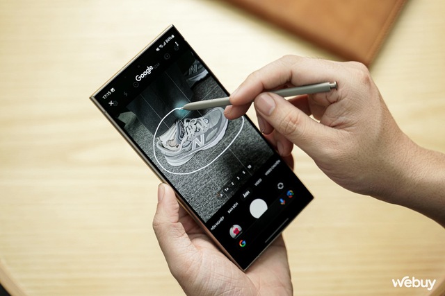Một số mẫu Galaxy S24 Ultra có mùi lạ: Đại diện Samsung trả lời ra sao?- Ảnh 2. Một số mẫu Galaxy S24 Ultra có mùi lạ: Đại diện Samsung trả lời ra sao?- Ảnh 2.