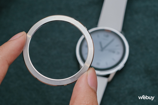 Smartwatch Xiaomi giá chỉ hơn 3 triệu: Thiết kế vòng bezel độc đáo, màn hình siêu mượt, pin 15 ngày nhưng dùng iPhone thì phải lưu ý một điều- Ảnh 9. Smartwatch Xiaomi giá chỉ hơn 3 triệu: Thiết kế vòng bezel độc đáo, màn hình siêu mượt, pin 15 ngày nhưng dùng iPhone thì phải lưu ý một điều- Ảnh 9.