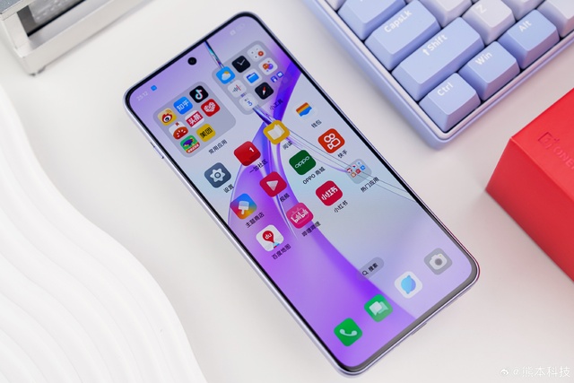 Ra mắt smartphone đầu tiên dùng chip Snapdragon 7+ Gen 3: Hiệu năng mạnh sánh ngang chip "đầu 8", sạc 100W, giá chỉ 6,9 triệu- Ảnh 4.