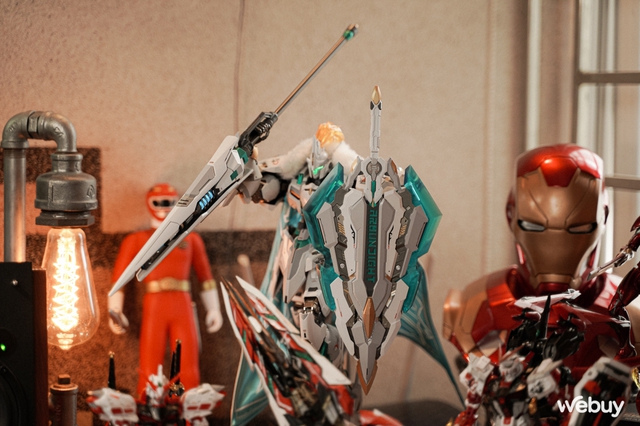 YouTuber tại Hà Nội với góc làm việc 'cả trăm triệu' tiền Gundam và bàn phím cơ- Ảnh 22. YouTuber tại Hà Nội với góc làm việc 'cả trăm triệu' tiền Gundam và bàn phím cơ- Ảnh 22.