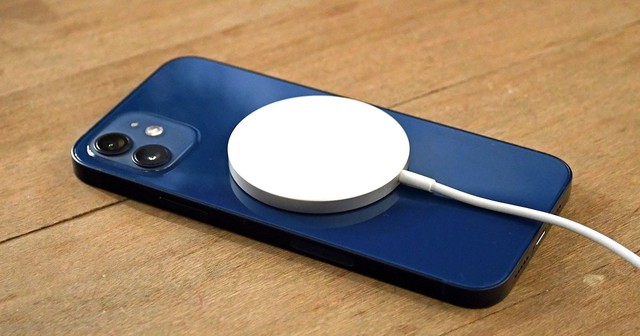 Cập nhật lên iOS 17.4, dòng iPhone này bất ngờ được mở khóa tính năng phần cứng- Ảnh 1. Cập nhật lên iOS 17.4, dòng iPhone này bất ngờ được mở khóa tính năng phần cứng- Ảnh 1.
