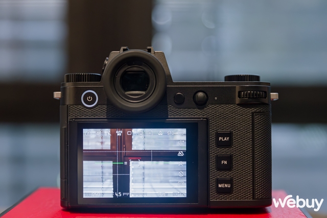Trên tay máy ảnh cao cấp Leica SL3: Cảm biến 60MP mới và giá bán 206 triệu Đồng- Ảnh 7. Trên tay máy ảnh cao cấp Leica SL3: Cảm biến 60MP mới và giá bán 206 triệu Đồng- Ảnh 7.