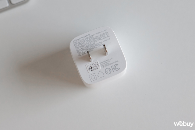 Đây là sạc "tí hon" chỉ nặng 74g nhưng lại sạc được cho cả MacBook- Ảnh 6. Đây là sạc "tí hon" chỉ nặng 74g nhưng lại sạc được cho cả MacBook- Ảnh 6.