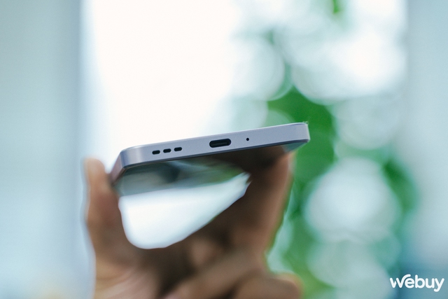 Đập hộp OPPO Reno11 F 5G: Mặt lưng 'lượn sóng', cấu hình ngang ngửa Reno11 5G- Ảnh 11. Đập hộp OPPO Reno11 F 5G: Mặt lưng 'lượn sóng', cấu hình ngang ngửa Reno11 5G- Ảnh 11.