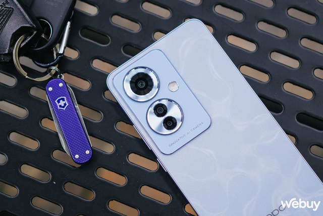 Đập hộp OPPO Reno11 F 5G: Mặt lưng 'lượn sóng', cấu hình ngang ngửa Reno11 5G- Ảnh 7. Đập hộp OPPO Reno11 F 5G: Mặt lưng 'lượn sóng', cấu hình ngang ngửa Reno11 5G- Ảnh 7.