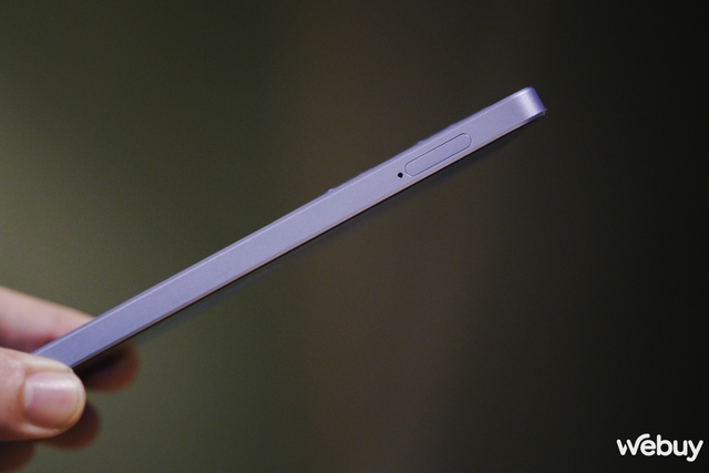 Đập hộp OPPO Reno11 F 5G: Mặt lưng 'lượn sóng', cấu hình ngang ngửa Reno11 5G- Ảnh 10. Đập hộp OPPO Reno11 F 5G: Mặt lưng 'lượn sóng', cấu hình ngang ngửa Reno11 5G- Ảnh 10.