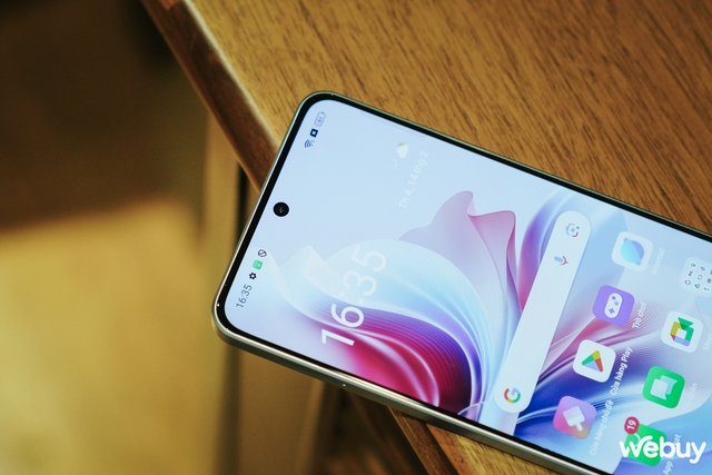 Đập hộp OPPO Reno11 F 5G: Mặt lưng 'lượn sóng', cấu hình ngang ngửa Reno11 5G- Ảnh 13. Đập hộp OPPO Reno11 F 5G: Mặt lưng 'lượn sóng', cấu hình ngang ngửa Reno11 5G- Ảnh 13.