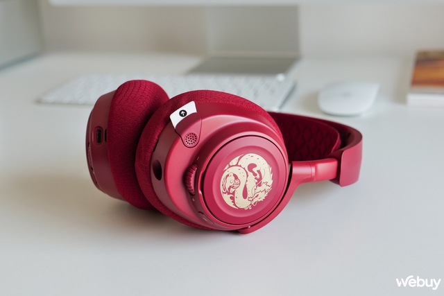 Ngắm nhìn cặp tai nghe gaming 'đỏ chót' từ SteelSeries chào mừng năm Giáp Thìn- Ảnh 1. Ngắm nhìn cặp tai nghe gaming 'đỏ chót' từ SteelSeries chào mừng năm Giáp Thìn- Ảnh 1.