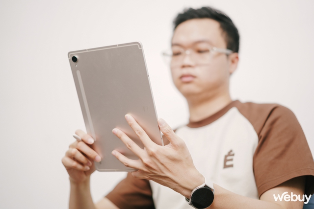 Trải nghiệm loạt tính năng Galaxy AI vừa được cập nhật trên máy tính bảng Galaxy Tab S9- Ảnh 1.