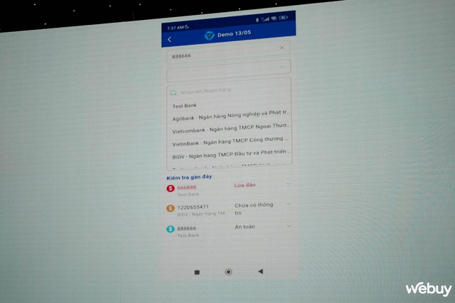 Ra mắt phần mềm "Chống lừa đảo" cho người dân: Phát hiện số điện thoại, tài khoản ngân hàng, website, QR code, ứng dụng lừa đảo- Ảnh 7. Ra mắt phần mềm "Chống lừa đảo" cho người dân: Phát hiện số điện thoại, tài khoản ngân hàng, website, QR code, ứng dụng lừa đảo- Ảnh 7.