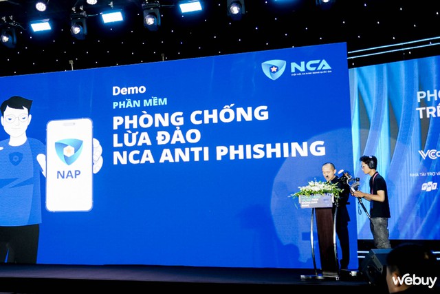 Ra mắt phần mềm "Chống lừa đảo" cho người dân: Phát hiện số điện thoại, tài khoản ngân hàng, website, QR code, ứng dụng lừa đảo- Ảnh 1. Ra mắt phần mềm "Chống lừa đảo" cho người dân: Phát hiện số điện thoại, tài khoản ngân hàng, website, QR code, ứng dụng lừa đảo- Ảnh 1.