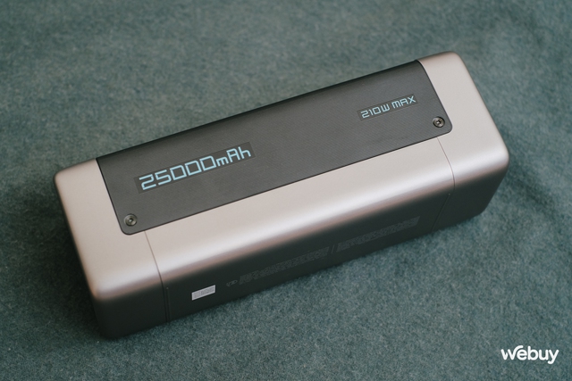 Đây là pin dự phòng Xiaomi dung lượng 25.000mAh, công suất 210W cực khủng, sạc được cho cả MacBook Pro, giá gần 2 triệu đồng- Ảnh 6. Đây là pin dự phòng Xiaomi dung lượng 25.000mAh, công suất 210W cực khủng, sạc được cho cả MacBook Pro, giá gần 2 triệu đồng- Ảnh 6.