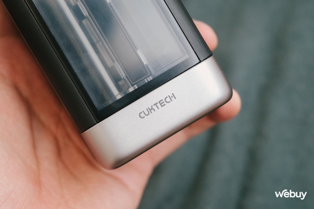 Đây là pin dự phòng Xiaomi dung lượng 25.000mAh, công suất 210W cực khủng, sạc được cho cả MacBook Pro, giá gần 2 triệu đồng- Ảnh 15. Đây là pin dự phòng Xiaomi dung lượng 25.000mAh, công suất 210W cực khủng, sạc được cho cả MacBook Pro, giá gần 2 triệu đồng- Ảnh 15.