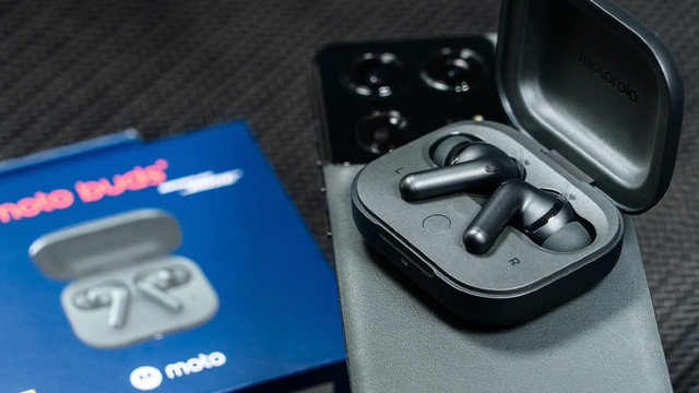 Ra mắt tai nghe TWS có chống ồn chủ động, chất âm cao cấp, pin 9 giờ, giá từ 1 triệu đồng- Ảnh 2. Ra mắt tai nghe TWS có chống ồn chủ động, chất âm cao cấp, pin 9 giờ, giá từ 1 triệu đồng- Ảnh 2.