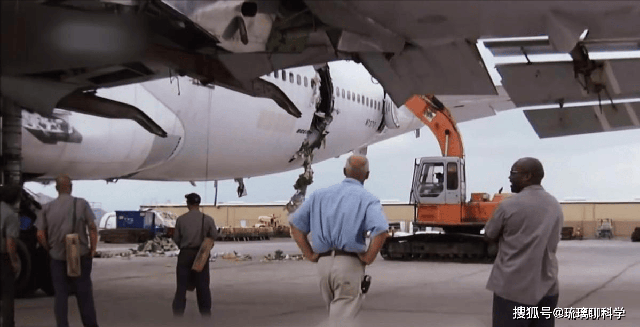 Vì sao máy bay cũ của Trung Quốc phải đưa sang Mỹ tháo dỡ?- Ảnh 5. Vì sao máy bay cũ của Trung Quốc phải đưa sang Mỹ tháo dỡ?- Ảnh 5.