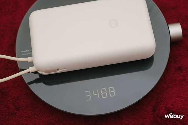 Sạc dự phòng Xiaomi đời mới cực xịn: Dung lượng 20.000mAh, công suất 33W, có tích hợp cả dây USB-C, giá chỉ chưa tới 600.000 đồng- Ảnh 7. Sạc dự phòng Xiaomi đời mới cực xịn: Dung lượng 20.000mAh, công suất 33W, có tích hợp cả dây USB-C, giá chỉ chưa tới 600.000 đồng- Ảnh 7.