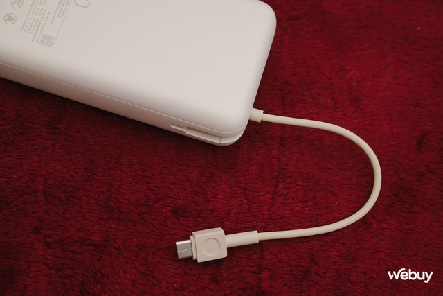 Sạc dự phòng Xiaomi đời mới cực xịn: Dung lượng 20.000mAh, công suất 33W, có tích hợp cả dây USB-C, giá chỉ chưa tới 600.000 đồng- Ảnh 8. Sạc dự phòng Xiaomi đời mới cực xịn: Dung lượng 20.000mAh, công suất 33W, có tích hợp cả dây USB-C, giá chỉ chưa tới 600.000 đồng- Ảnh 8.