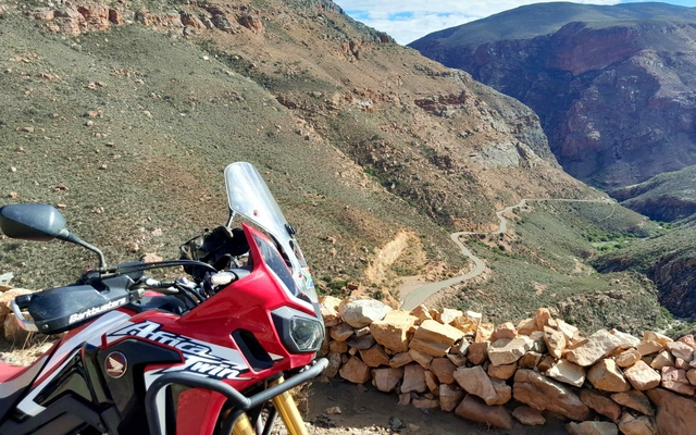 10 cung đường đẹp nhất trên thế giới dành cho những người đam mê mô tô - Đường mòn Hồ Chí Minh đứng thứ 3!- Ảnh 11. 10 cung đường đẹp nhất trên thế giới dành cho những người đam mê mô tô - Đường mòn Hồ Chí Minh đứng thứ 3!- Ảnh 11.