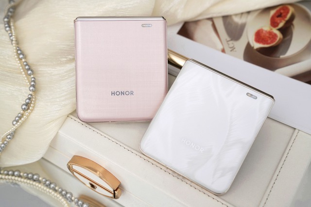 Chưa ra mắt nhưng đây chính là chiếc smartphone gập "vỏ sò" đẹp nhất: OPPO, Huawei hay Samsung đều cần phải học tập- Ảnh 6. Chưa ra mắt nhưng đây chính là chiếc smartphone gập "vỏ sò" đẹp nhất: OPPO, Huawei hay Samsung đều cần phải học tập- Ảnh 6.