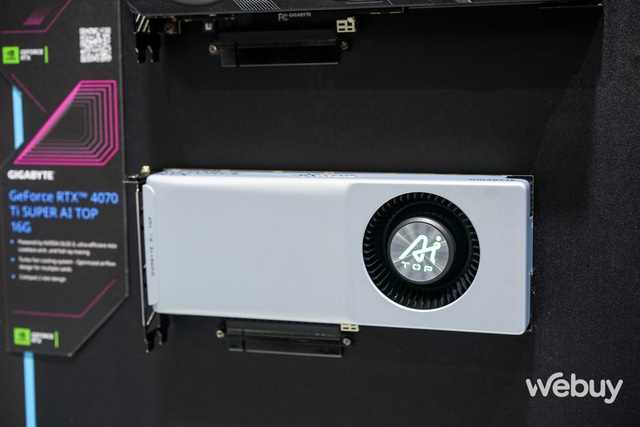 Computex 2024: Phần mềm thôi chưa đủ, hãng này còn gắn chữ AI vào mọi sản phẩm phần cứng của họ- Ảnh 1. Computex 2024: Phần mềm thôi chưa đủ, hãng này còn gắn chữ AI vào mọi sản phẩm phần cứng của họ- Ảnh 1.