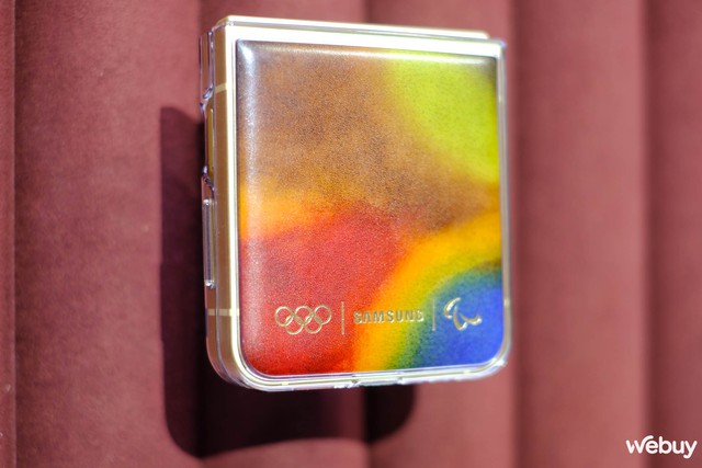 Cận cảnh mẫu điện thoại đặc biệt mà Samsung sẽ tặng cho VĐV dự Olympic Paris 2024- Ảnh 6. Cận cảnh mẫu điện thoại đặc biệt mà Samsung sẽ tặng cho VĐV dự Olympic Paris 2024- Ảnh 6.