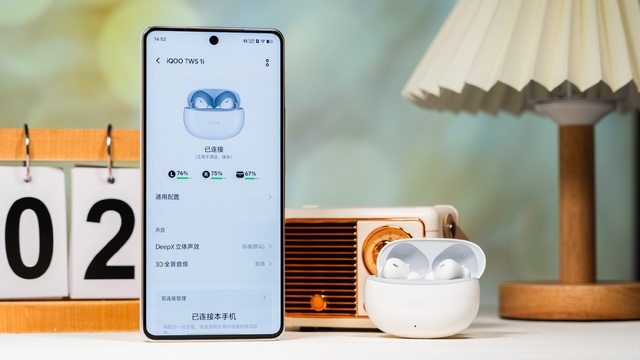 vivo ra mắt đồng hồ giống Apple Watch, tai nghe giống AirPods, giá chỉ từ 350.000 đồng- Ảnh 5. vivo ra mắt đồng hồ giống Apple Watch, tai nghe giống AirPods, giá chỉ từ 350.000 đồng- Ảnh 5.