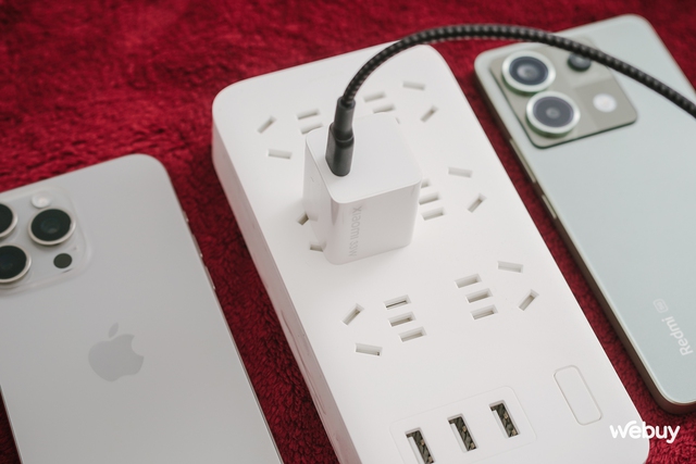 Sạc nhanh Xiaomi siêu nhỏ gọn: Công suất 33W, nhỏ như củ 5W của Apple, sạc được iPhone, iPad, thậm chí cả MacBook ngon lành- Ảnh 14. Sạc nhanh Xiaomi siêu nhỏ gọn: Công suất 33W, nhỏ như củ 5W của Apple, sạc được iPhone, iPad, thậm chí cả MacBook ngon lành- Ảnh 14.