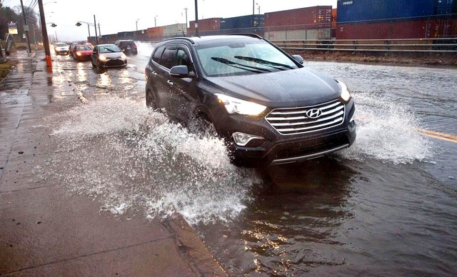 Một trong những lý do khiến người dùng Việt ưu chuộng các dòng xe gầm cao, máy thoáng- Ảnh 3. Một trong những lý do khiến người dùng Việt ưu chuộng các dòng xe gầm cao, máy thoáng- Ảnh 3.