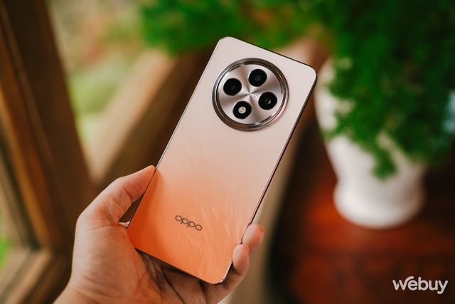 Đánh giá Reno 12 F 5G: AI nhiếp ảnh từ OPPO, nhưng giá rẻ hơn- Ảnh 2. Đánh giá Reno 12 F 5G: AI nhiếp ảnh từ OPPO, nhưng giá rẻ hơn- Ảnh 2.