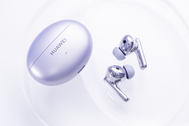 Huawei ra mắt tai nghe không dây giá rẻ: Chất âm ngon, có chống ồn thông minh cực xịn, pin 35 giờ- Ảnh 1. Huawei ra mắt tai nghe không dây giá rẻ: Chất âm ngon, có chống ồn thông minh cực xịn, pin 35 giờ- Ảnh 1.