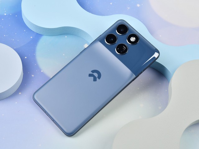 Hoá ra điện thoại cao cấp của hãng xe điện làm thì trông như thế này- Ảnh 1. Hoá ra điện thoại cao cấp của hãng xe điện làm thì trông như thế này- Ảnh 1.