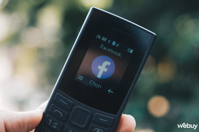 Trên tay Nokia 105 4G Pro - điện thoại Trên tay Nokia 105 4G Pro - điện thoại