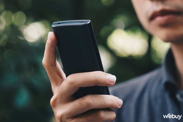 Trên tay Nokia 105 4G Pro - điện thoại Trên tay Nokia 105 4G Pro - điện thoại