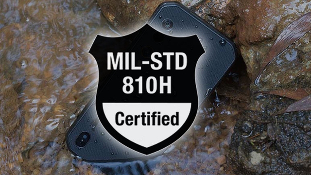 'Tra tấn' OPPO A3 để thử độ bền quân đội: Ngâm nước, ném cầu thang và cán xe qua- Ảnh 2. 'Tra tấn' OPPO A3 để thử độ bền quân đội: Ngâm nước, ném cầu thang và cán xe qua- Ảnh 2.