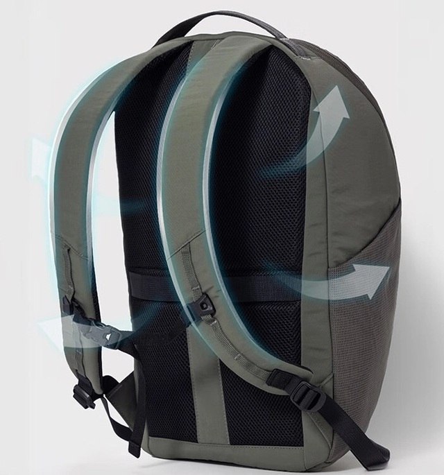 Xiaomi ra mắt balo siêu nhẹ: Nhẹ hơn cả chai nước, chất liệu chống nước, thiết kế thoáng khí, giá 700.000 đồng- Ảnh 4. Xiaomi ra mắt balo siêu nhẹ: Nhẹ hơn cả chai nước, chất liệu chống nước, thiết kế thoáng khí, giá 700.000 đồng- Ảnh 4.