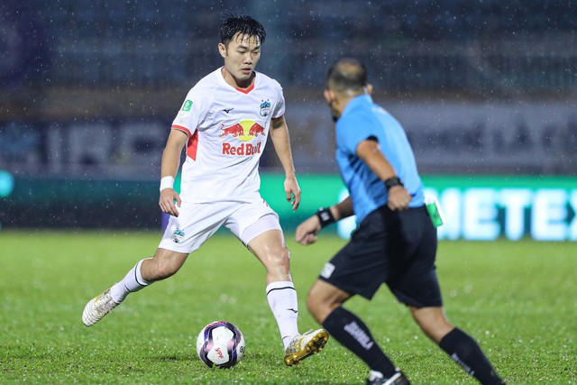 Xuân Trường tiết lộ sốc về 2 tuần ở Arsenal: HLV Wenger không hề mời, lạc lõng chỉ mong sớm về nước?- Ảnh 7. Xuân Trường tiết lộ sốc về 2 tuần ở Arsenal: HLV Wenger không hề mời, lạc lõng chỉ mong sớm về nước?- Ảnh 7.