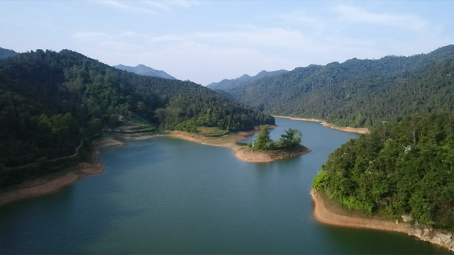 Hang động trong núi ở nơi cách Hà Nội hơn 100km, du khách nhận xét tới đây "ngỡ như đi xuống địa ngục"- Ảnh 8. Hang động trong núi ở nơi cách Hà Nội hơn 100km, du khách nhận xét tới đây "ngỡ như đi xuống địa ngục"- Ảnh 8.
