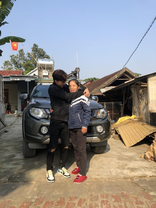 Gặp chàng trai “lừa” bố đi 20km để làm chuyện không tưởng, 22 tuổi đã mua được nhà báo hiếu- Ảnh 2. Gặp chàng trai “lừa” bố đi 20km để làm chuyện không tưởng, 22 tuổi đã mua được nhà báo hiếu- Ảnh 2.