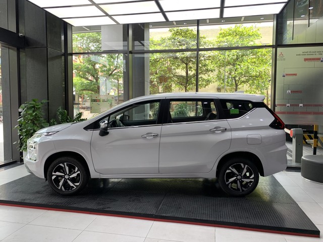 Vượt xa Vios, Mitsubishi Xpander thành xe hot nhất năm 2023: 3 điều khiến người Việt mua gần 20.000 chiếc- Ảnh 2. Vượt xa Vios, Mitsubishi Xpander thành xe hot nhất năm 2023: 3 điều khiến người Việt mua gần 20.000 chiếc- Ảnh 2.