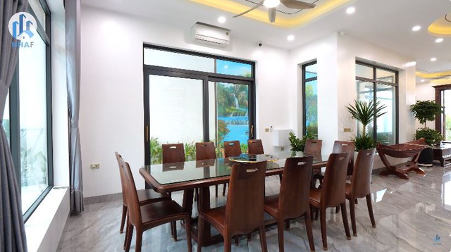 Biệt thự báo hiếu của người con Nghệ An, đi làm xa gửi hết tiền về quê xây lại nhà bố mẹ- Ảnh 5. Biệt thự báo hiếu của người con Nghệ An, đi làm xa gửi hết tiền về quê xây lại nhà bố mẹ- Ảnh 5.