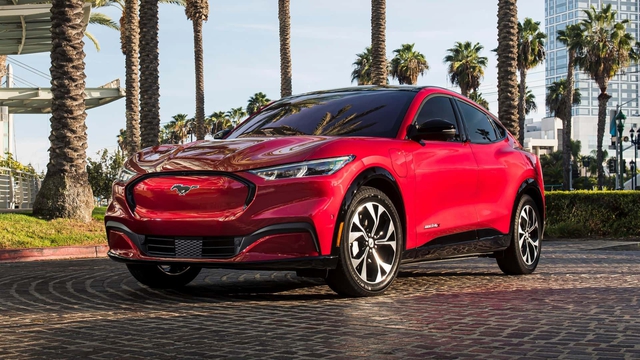 Nhìn thấu nỗi lòng người dùng, chuyên gia bày cách để bán cả triệu xe điện - VinFast đang đúng hướng?- Ảnh 2. Nhìn thấu nỗi lòng người dùng, chuyên gia bày cách để bán cả triệu xe điện - VinFast đang đúng hướng?- Ảnh 2.