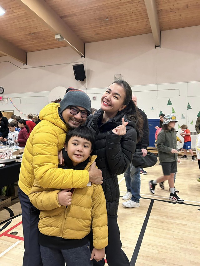 Nam diễn viên 40 tuổi vừa được phong NSƯT: Rời showbiz sang Canada, hưởng cuộc sống bình yên bên vợ á hậu- Ảnh 4. Nam diễn viên 40 tuổi vừa được phong NSƯT: Rời showbiz sang Canada, hưởng cuộc sống bình yên bên vợ á hậu- Ảnh 4.
