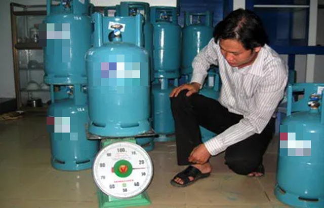 Trọng lượng bình gas chuẩn tính như thế nào? Người dùng nào cũng cần biết để tránh "mất tiền oan"- Ảnh 1.